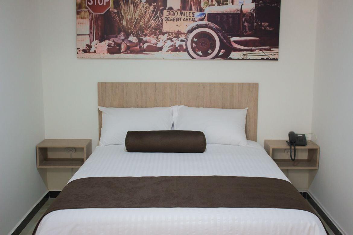 Hotel Med Estadio 메딜린 외부 사진