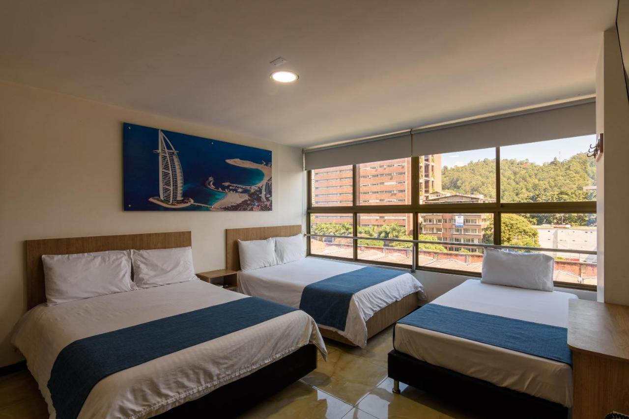 Hotel Med Estadio 메딜린 외부 사진