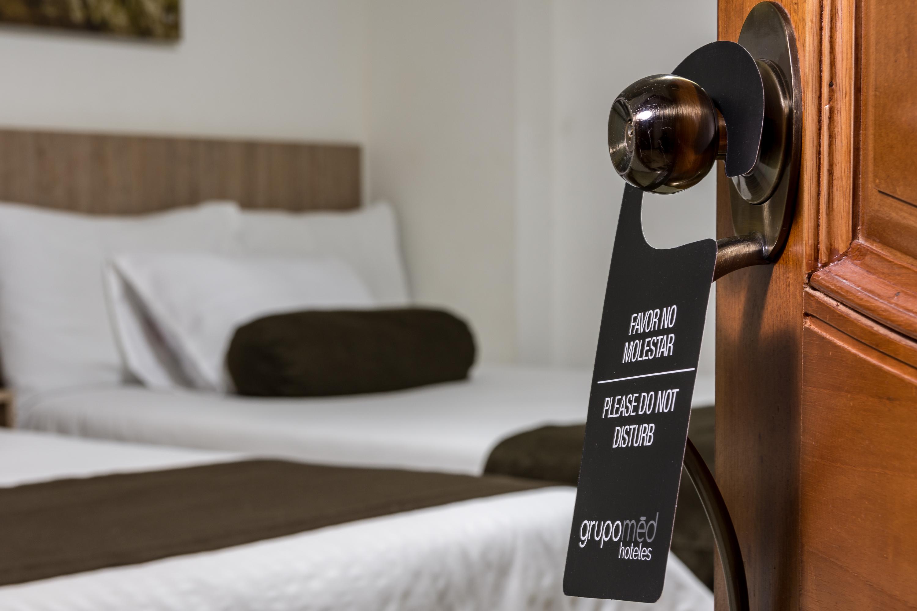 Hotel Med Estadio 메딜린 외부 사진