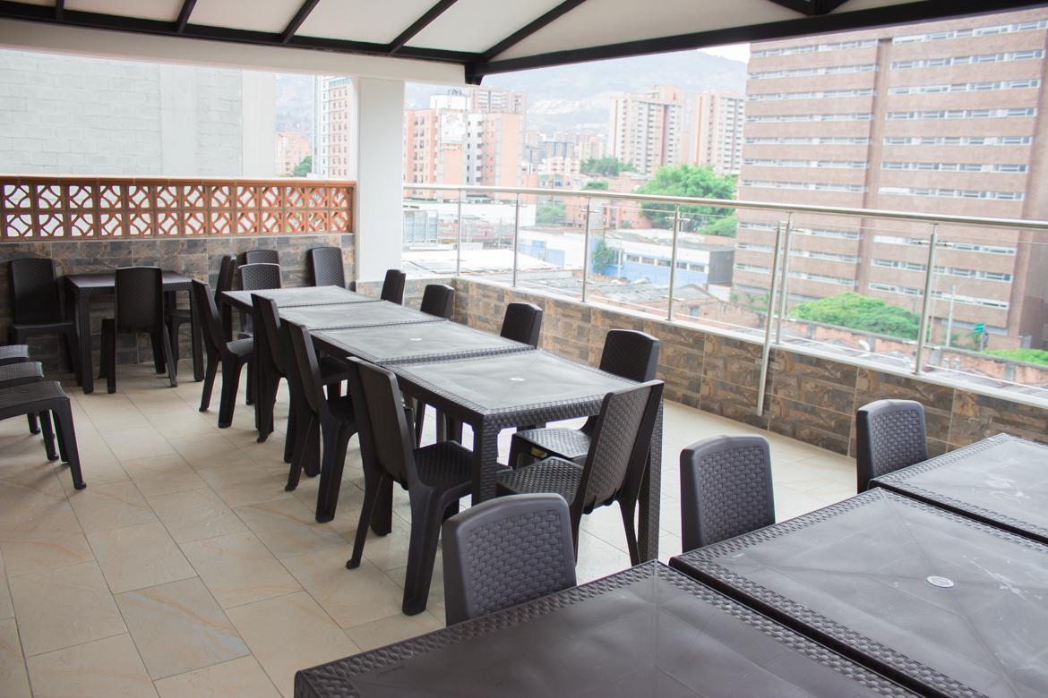 Hotel Med Estadio 메딜린 외부 사진